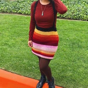 Skirt with straps